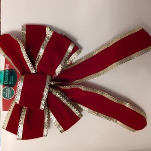 Winter Wonder Decorative Christmas Bow, Red & Gold, New